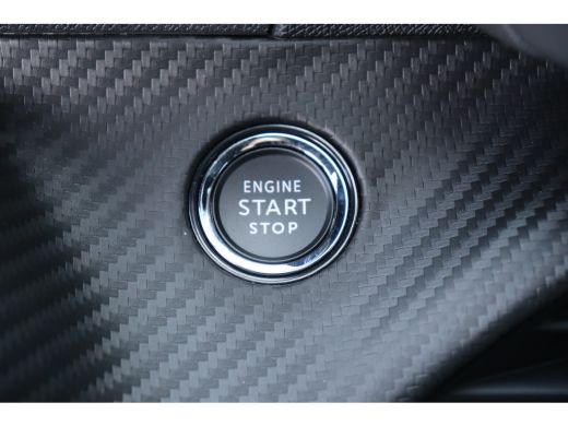 Peugeot 208 1.2 HYBRID 100PK GT PACK AUTOMAAT / NAVI / LEDER / CLIMA / PDC / 17" LMV / CAMERA / KEYLESS / ADA... ActivLease financial lease