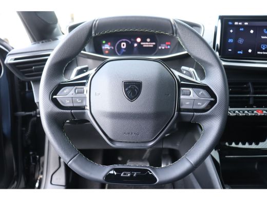 Peugeot 208 1.2 HYBRID 100PK GT PACK AUTOMAAT / NAVI / LEDER / CLIMA / PDC / 17" LMV / CAMERA / KEYLESS / ADA... ActivLease financial lease