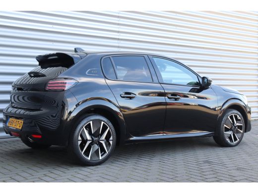 Peugeot 208 1.2 HYBRID 100PK GT PACK AUTOMAAT / NAVI / LEDER / CLIMA / PDC / 17" LMV / CAMERA / KEYLESS / ADA... ActivLease financial lease