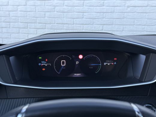 Peugeot 208 1.2 Hybrid 145 e-DCS6 GT | Pano | CarPlay | Camera | LED | 17 inch ActivLease financial lease