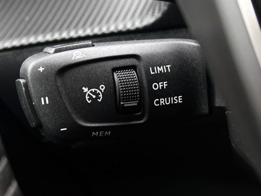 Peugeot 208 1.2 PureTech 100 Allure CARPLAY & NAVI | CAMERAS | AD-CRUISE ActivLease financial lease