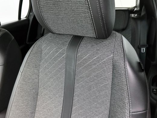 Peugeot 208 1.2 PureTech 100 Allure CARPLAY & NAVI | CAMERAS | AD-CRUISE ActivLease financial lease