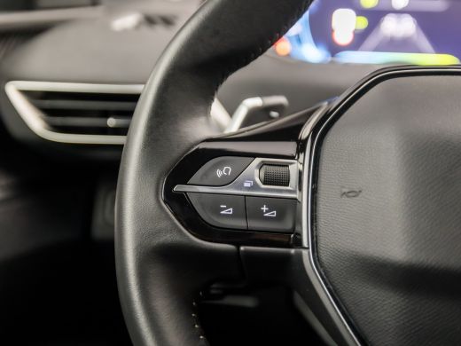Peugeot 3008 1.6 HYbrid 225 Allure Sport 225Pk Automaat (APPLE CARPLAY, GROOT NAVI, 360 CAMERA, ZWART HEMEL, S... ActivLease financial lease