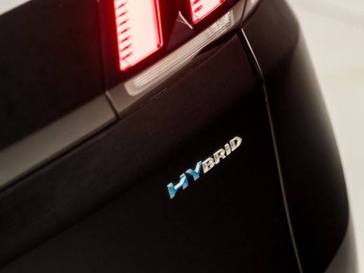 Peugeot 3008 1.6 HYbrid 225 Allure Sport 225Pk Automaat (APPLE CARPLAY, GROOT NAVI, 360 CAMERA, ZWART HEMEL, S... ActivLease financial lease