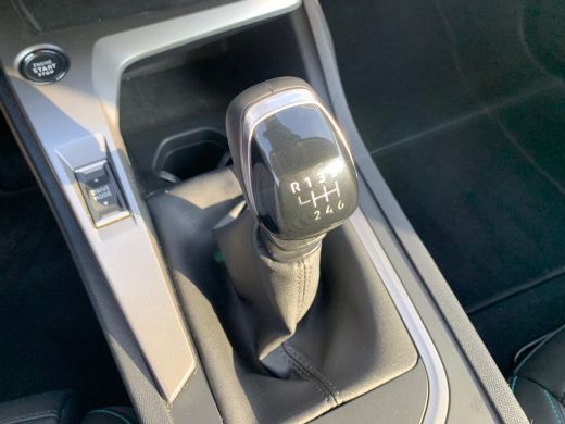 Peugeot 308 SW 1.2 PureTech Active Pack Business Airco | AppleCarplay/ Android Auto | Cruise Control Adaptief... ActivLease financial lease