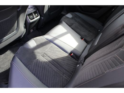 Peugeot 508 SW 1.2 PureTech 130 GT | Automaat | Navigatie | Camera | Panorama/schuifdak | Focal | 1e Eigenaar... ActivLease financial lease