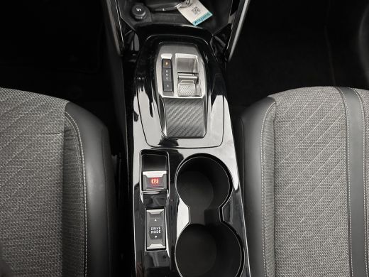 Peugeot e-208 EV Style 50 kWh [3-Fase-11kW] {SOH-96%} (INCL-BTW) Aut. *LEATHER-FABRIC | FULL-LED | HEATED-SPORT... ActivLease financial lease