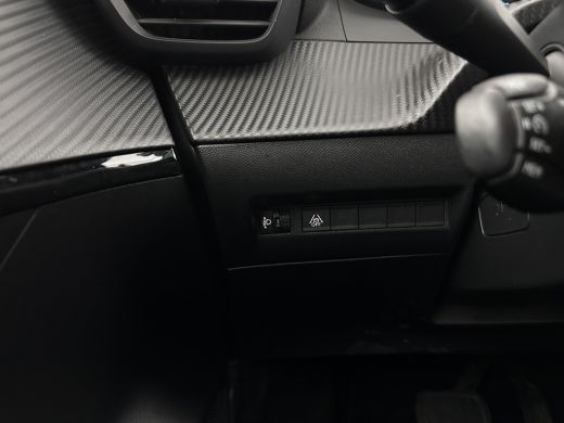 Peugeot e-208 EV Style 50 kWh [3-Fase-11kW] {SOH-96%} (INCL-BTW) Aut. *LEATHER-FABRIC | FULL-LED | HEATED-SPORT... ActivLease financial lease