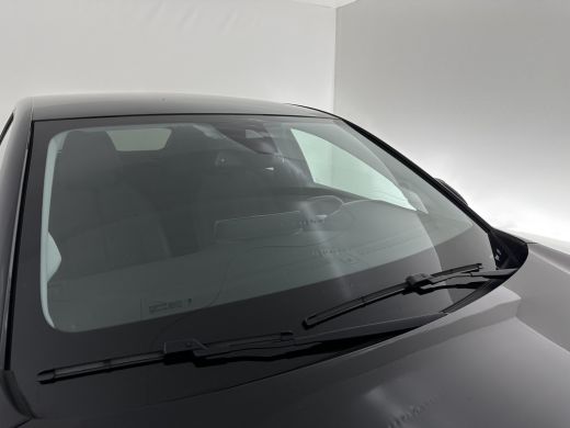 Peugeot e-208 EV Style 50 kWh [3-Fase-11kW] {SOH-96%} (INCL-BTW) Aut. *LEATHER-FABRIC | FULL-LED | HEATED-SPORT... ActivLease financial lease