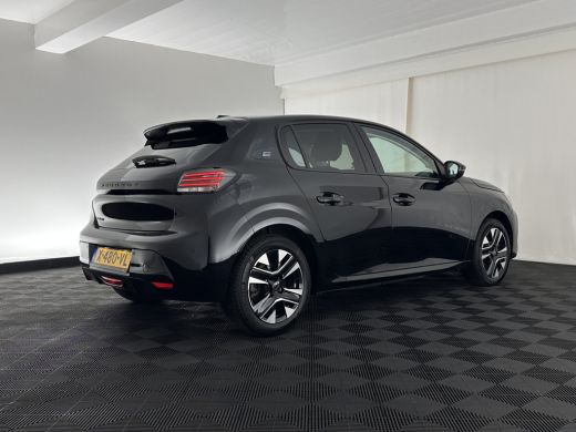 Peugeot e-208 EV Style 50 kWh [3-Fase-11kW] {SOH-96%} (INCL-BTW) Aut. *LEATHER-FABRIC | FULL-LED | HEATED-SPORT... ActivLease financial lease