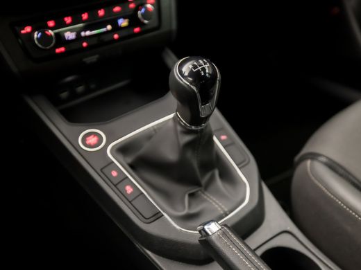 Seat Ibiza 1.0 TSI Excellence (VIRTUAL COCKPIT, APPLE CARPLAY, GROOT NAVI, BEATS AUDIO, CLIMATE, KEYLESS, SP... ActivLease financial lease