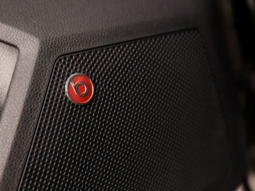 Seat Ibiza 1.0 TSI Excellence (VIRTUAL COCKPIT, APPLE CARPLAY, GROOT NAVI, BEATS AUDIO, CLIMATE, KEYLESS, SP... ActivLease financial lease