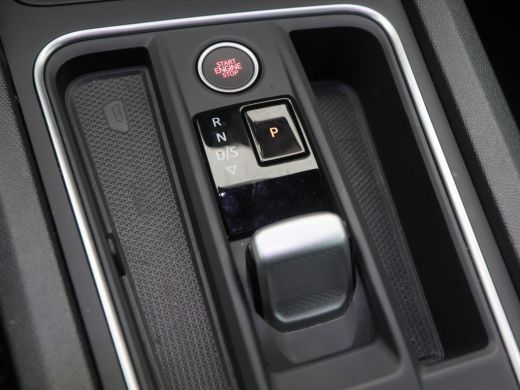 Seat Leon Sportstourer 1.5 TSi 204 Pk e-Hybrid FR Business | Trekhaak | Adaptive Cruise | Stoelverwarming |... ActivLease financial lease