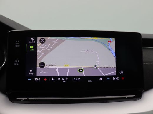 Skoda Octavia Combi 1.5 TSI First Edition 150PK DSG Pano-Schuifdak, Trekhaak, Head-Up Display, 18" LM Velgen, S... ActivLease financial lease