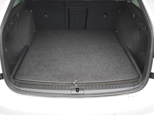 Skoda Octavia Combi RS iV 245pk | Panorama dak | Head up display | Canton audio | Leder/stof bekleding | Dodeho... ActivLease financial lease