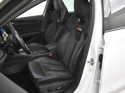 Skoda Octavia Combi RS iV 245pk | Panorama dak | Head up display | Canton audio | Leder/stof bekleding | Dodeho... ActivLease financial lease