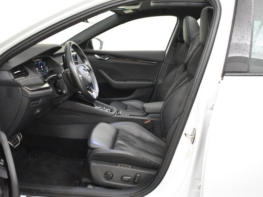 Skoda Octavia Combi RS iV 245pk | Panorama dak | Head up display | Canton audio | Leder/stof bekleding | Dodeho... ActivLease financial lease