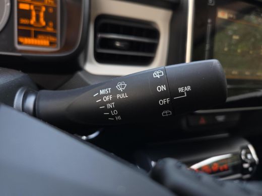 Suzuki Ignis 1.2 Smart Hybrid Style AllGrip | 4x4 | Android Auto | Climate Control | Rijklaar incl. garantie | ActivLease financial lease