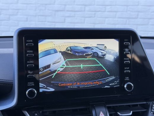 Toyota C-HR 1.8 Hybrid Team D | CarPlay | ACC | Camera | Keyless | 18 inch ActivLease financial lease