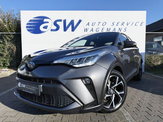 Toyota C-HR 1.8 Hybrid Team D | CarPlay | ACC | Camera | Keyless | 18 inch ActivLease financial lease