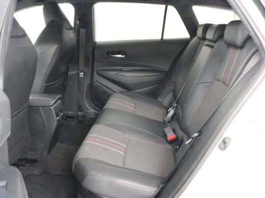 Toyota Corolla 2.0 Hybrid GR-Sport | Stoelverwarming | Adaptive cruise | Sportstoelen | Carplay | Camera | Park ... ActivLease financial lease