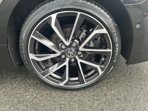 Toyota Corolla Touring Sports 2.0 Hybrid Premium ActivLease financial lease