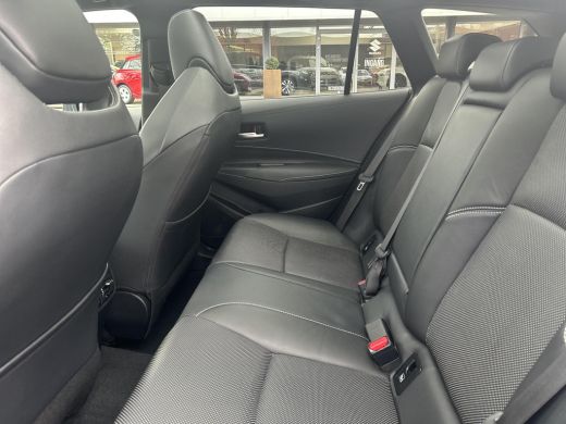 Toyota Corolla Touring Sports 2.0 Hybrid Premium ActivLease financial lease