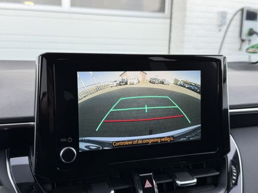 Toyota Corolla Touring Sports 2.0 Hybrid Team D | Trekhaak | CarPlay | ACC | Camera | LED | 17 inch ActivLease financial lease