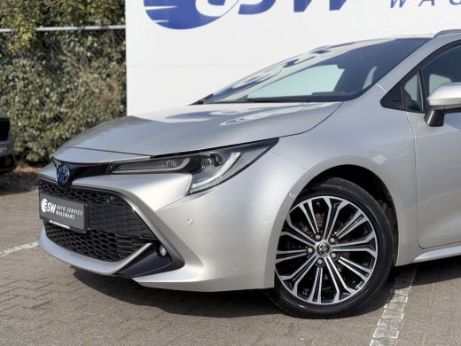 Toyota Corolla Touring Sports 2.0 Hybrid Team D | Trekhaak | CarPlay | ACC | Camera | LED | 17 inch ActivLease financial lease