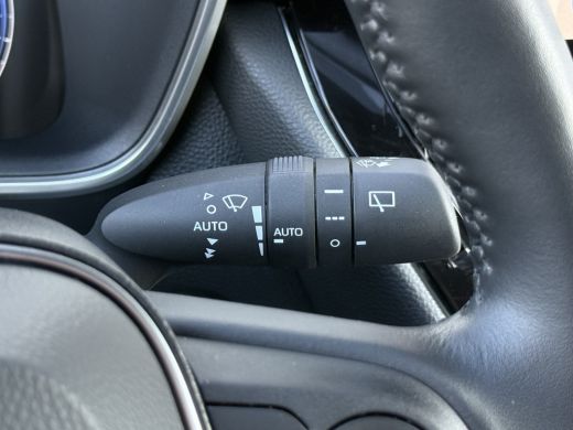 Toyota Corolla Touring Sports Hybrid 140 Dynamic | ACC | CarPlay | Camera | LED | 17 inch ActivLease financial lease