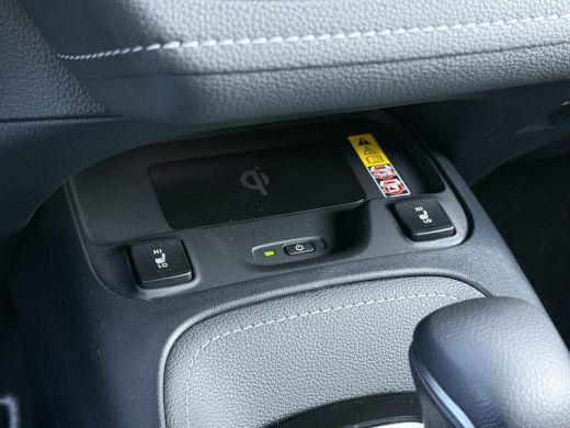 Toyota Corolla Touring Sports Hybrid 140 Dynamic | ACC | CarPlay | Camera | LED | 17 inch ActivLease financial lease