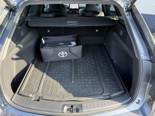 Toyota Corolla Touring Sports Hybrid 140 Dynamic | ACC | CarPlay | Camera | LED | 17 inch ActivLease financial lease