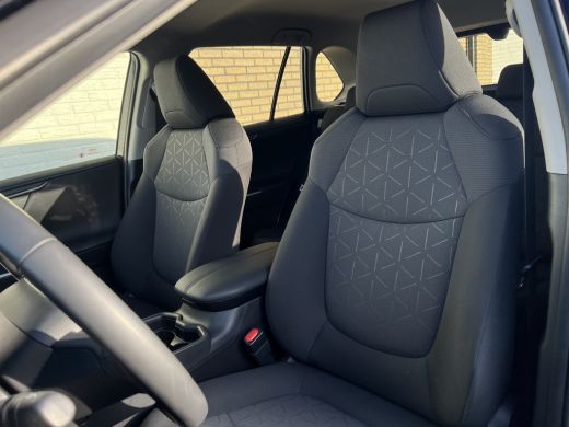 Toyota RAV4 2.5 Hybrid Dynamic | ACC | Carplay | LED | Camera ActivLease financial lease