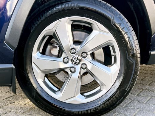 Toyota RAV4 2.5 Hybrid Dynamic | ACC | Carplay | LED | Camera ActivLease financial lease