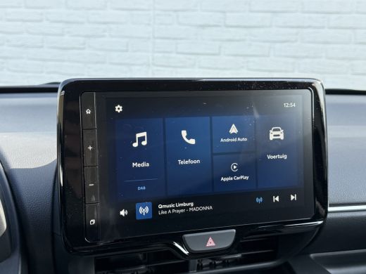 Toyota Yaris 1.5 Hybrid 115 Dynamic | ACC | CarPlay | Camera | LED | Winter-Pakket ActivLease financial lease