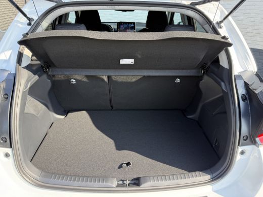 Toyota Yaris 1.5 Hybrid 115 Dynamic | ACC | CarPlay | Camera | LED | Winter-Pakket ActivLease financial lease