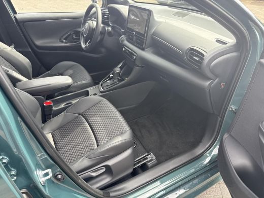 Toyota Yaris 1.5 Hybrid 130 Executive | Navigatie | Apple CarPlay/Android auto | Achteruitrijcamera | Parkeers... ActivLease financial lease