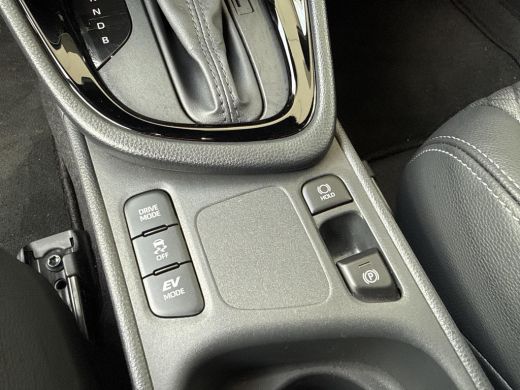 Toyota Yaris 1.5 Hybrid 130 Executive | Navigatie | Apple CarPlay/Android auto | Achteruitrijcamera | Parkeers... ActivLease financial lease