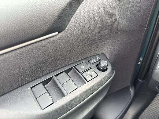 Toyota Yaris 1.5 Hybrid 130 Executive | Navigatie | Apple CarPlay/Android auto | Achteruitrijcamera | Parkeers... ActivLease financial lease