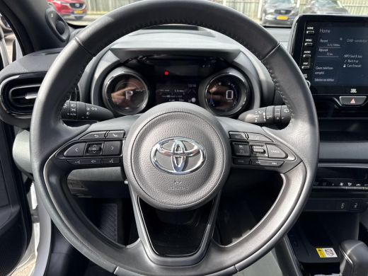 Toyota Yaris 1.5 Hybrid Executive | Apple CarPlay/Android auto | Achteruitrijcamera | Parkeersensoren | Head-u... ActivLease financial lease