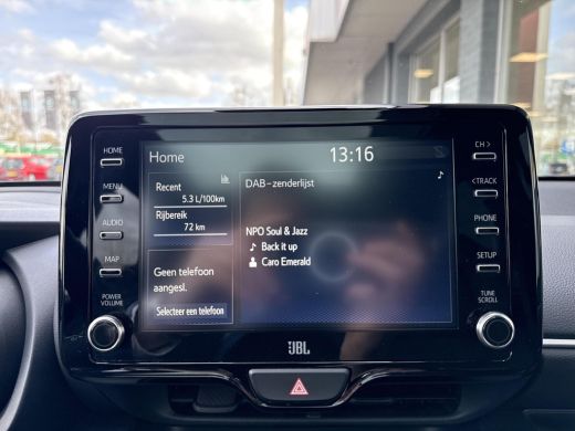 Toyota Yaris 1.5 Hybrid Executive | Apple CarPlay/Android auto | Achteruitrijcamera | Parkeersensoren | Head-u... ActivLease financial lease
