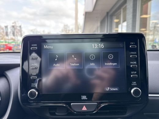 Toyota Yaris 1.5 Hybrid Executive | Apple CarPlay/Android auto | Achteruitrijcamera | Parkeersensoren | Head-u... ActivLease financial lease