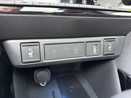 Toyota Yaris 1.5 Hybrid Executive | Apple CarPlay/Android auto | Achteruitrijcamera | Parkeersensoren | Head-u... ActivLease financial lease