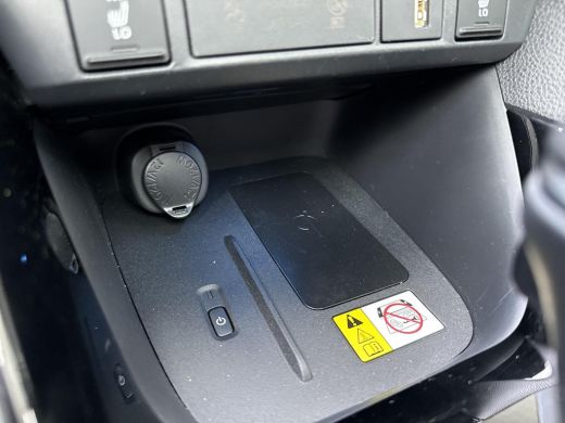 Toyota Yaris 1.5 Hybrid Executive | Apple CarPlay/Android auto | Achteruitrijcamera | Parkeersensoren | Head-u... ActivLease financial lease