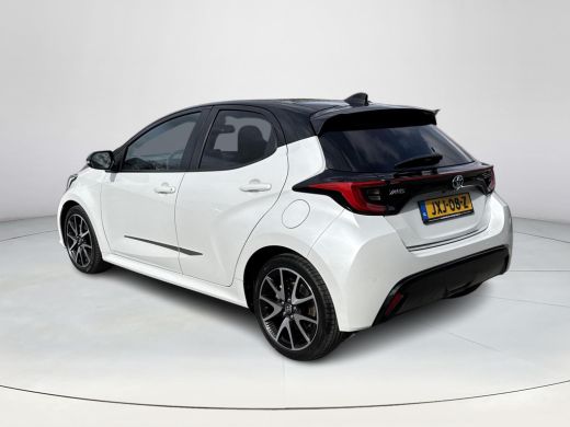 Toyota Yaris 1.5 Hybrid Executive | Apple CarPlay/Android auto | Achteruitrijcamera | Parkeersensoren | Head-u... ActivLease financial lease