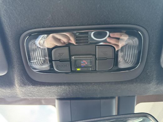 Toyota Yaris 1.5 Hybrid Executive | Apple CarPlay/Android auto | Achteruitrijcamera | Parkeersensoren | Head-u... ActivLease financial lease