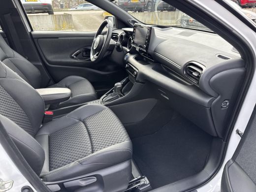 Toyota Yaris 1.5 Hybrid Executive | Apple CarPlay/Android auto | Achteruitrijcamera | Parkeersensoren | Head-u... ActivLease financial lease