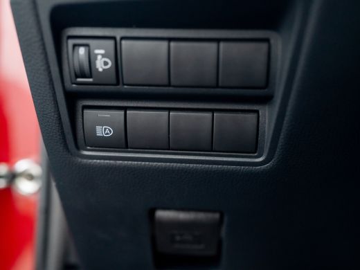 Toyota Yaris 1.5 Hybrid Executive | Bi-Tone | 17'' | Stoelverw. | Apple Carplay/ Android Auto | Prijs Rijklaar!! ActivLease financial lease