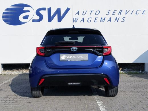 Toyota Yaris 1.5 Hybrid Tokyo Spirit | HUD | ACC | Camera | LED | 17 inch ActivLease financial lease