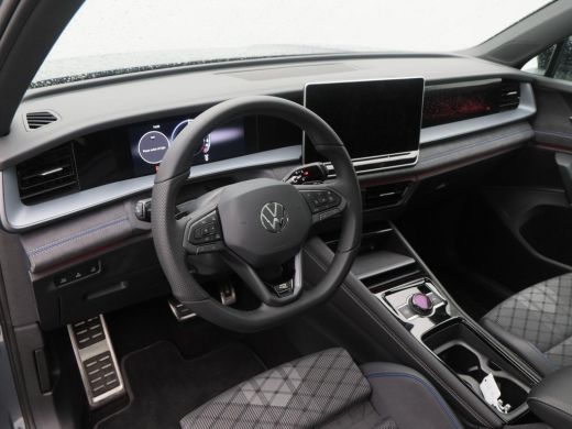 Volkswagen Tayron 1.5 eHybrid 204 Pk Automaat R-Line | Black Style | Trekhaak | Panorama dak | Stoel/Stuur Verwarmi... ActivLease financial lease